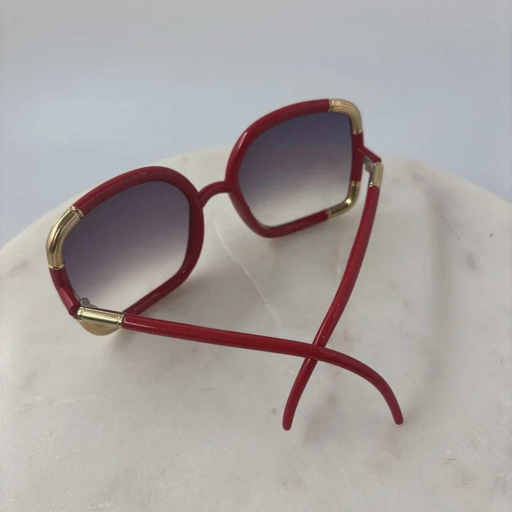 Ted Lapidus vtg bold